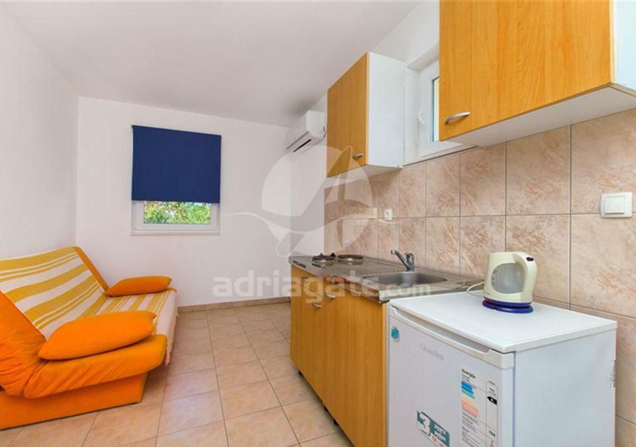 Apartments Iva Rogoznica  Exterior foto